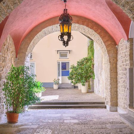 Palazzo Gargiulo Luxury Rooms & Suites سورينتو المظهر الخارجي الصورة
