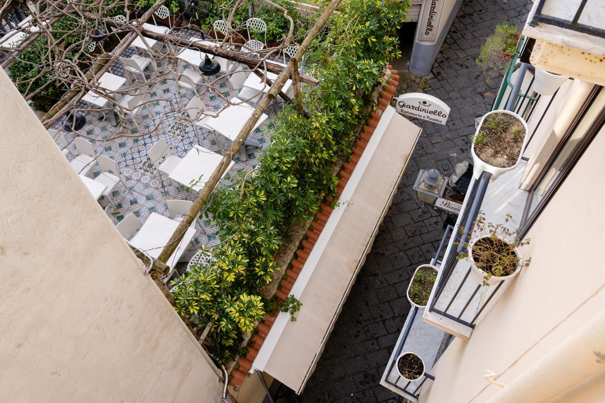Palazzo Gargiulo Luxury Rooms & Suites سورينتو المظهر الخارجي الصورة